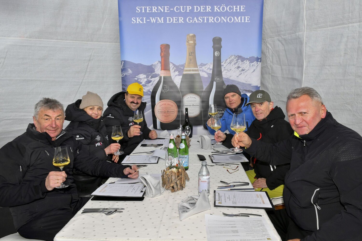 Jurysitzung: Hans Haas, Gabriele Heins, Johann Lafer, Rudi und Karl Obauer, Peter Knogl. © Sterne-Cup der Köche 2024