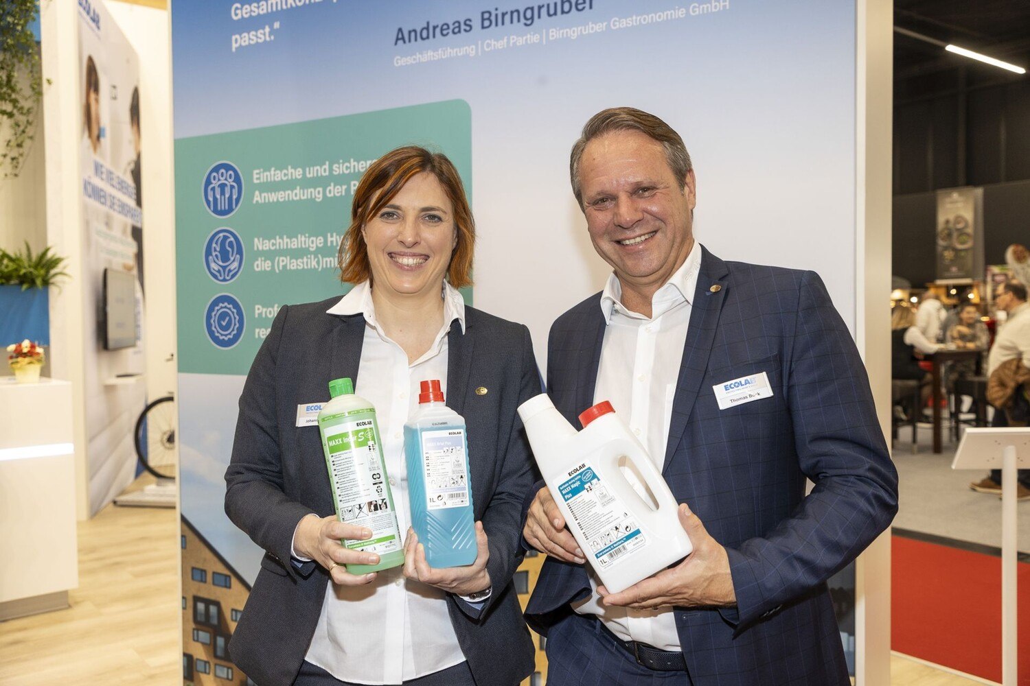 Johanna Weber und Thomas Böck für Ecolab in Halle 10. © ÖGZ / Kolarik