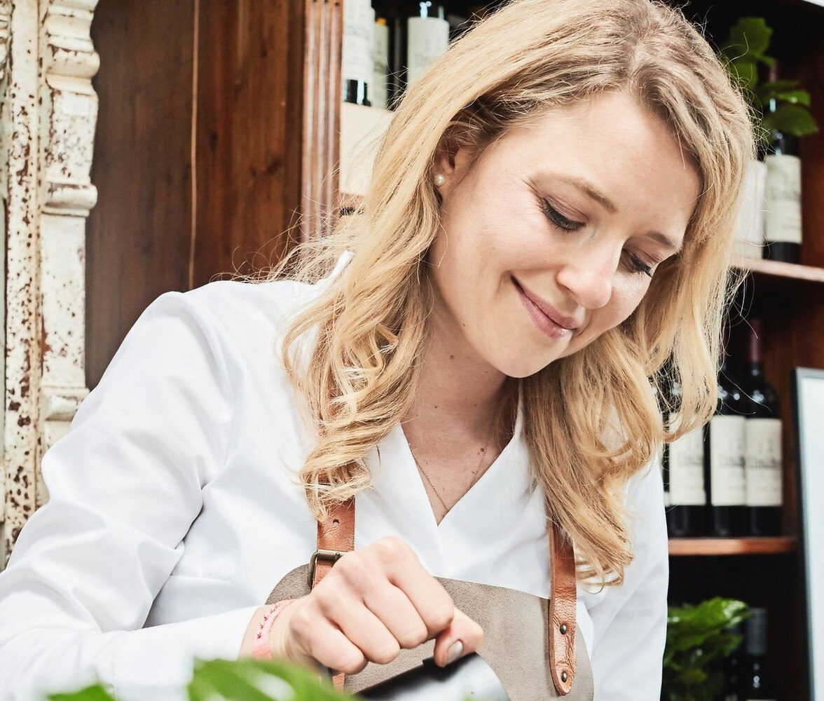 Von Espressobar bis Eckwirtshaus: Marie Grüner weiß, warum die richtige Bohne mehr zählt als der Brand. © Irene Schaur